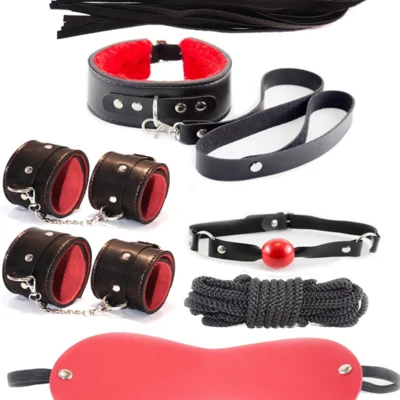 Deluxe BDSM Fantezi Seti – Maske, Ağız Topu, Tasma, Kelepçe, Kamçı, Halat ve Bağlama Aksesuarları