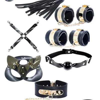 Exotikiss 7’li Fantazi Kelepçe, Kırbaç ve Tasmali Aksesuar Seti – Siyah & Gold BDSM Fantezi Seti